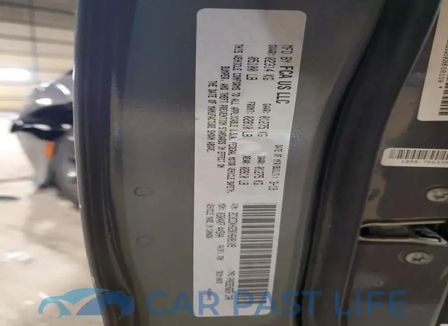 2C3CDXHG5KH608109# 12