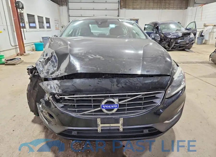 LYV402TK6HB125979# 5