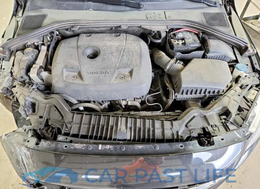 LYV402TK6HB125979# 11