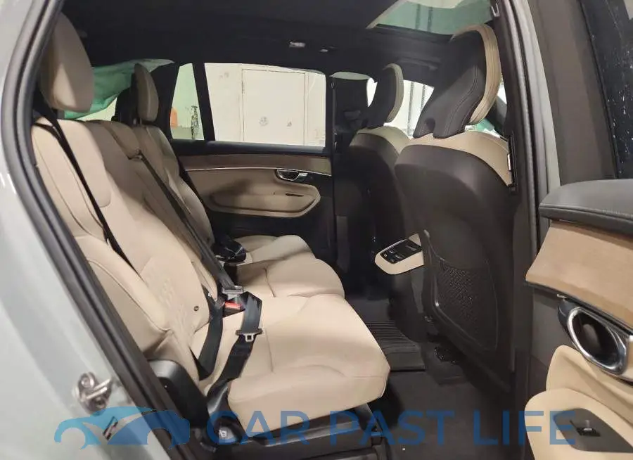 YV4062PE9T1469952# 10