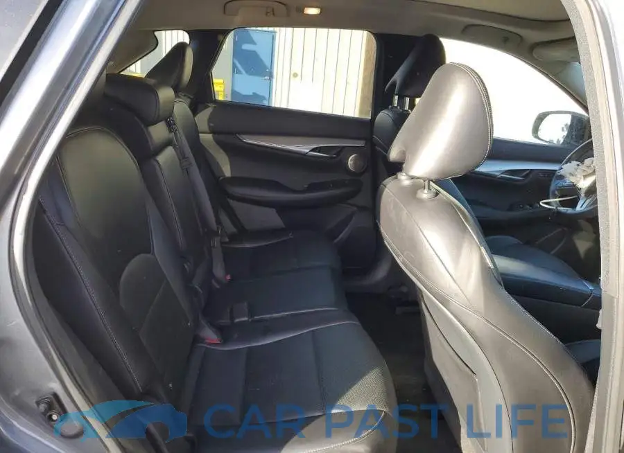 3PCAJ5CB3MF101147# 10