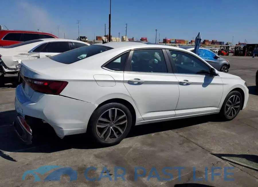3VW7W7BU2TM015636# 3