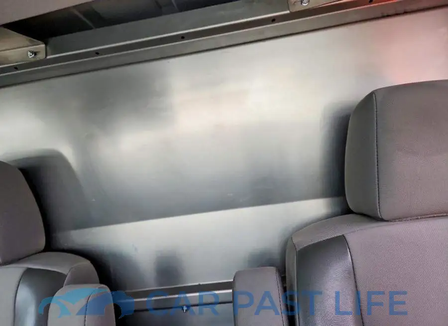 1N6BF0KM9JN815029# 10