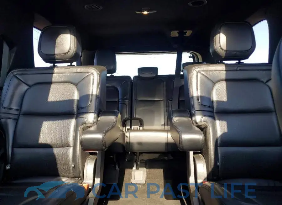 5LMJJ3LT2MEL17269# 10