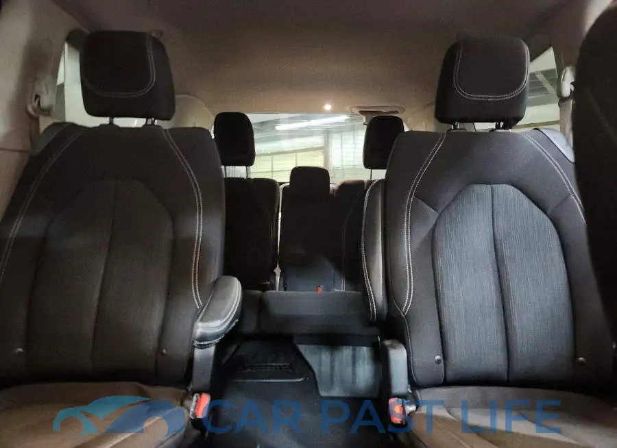 2C4RC1CG6PR511323# 10
