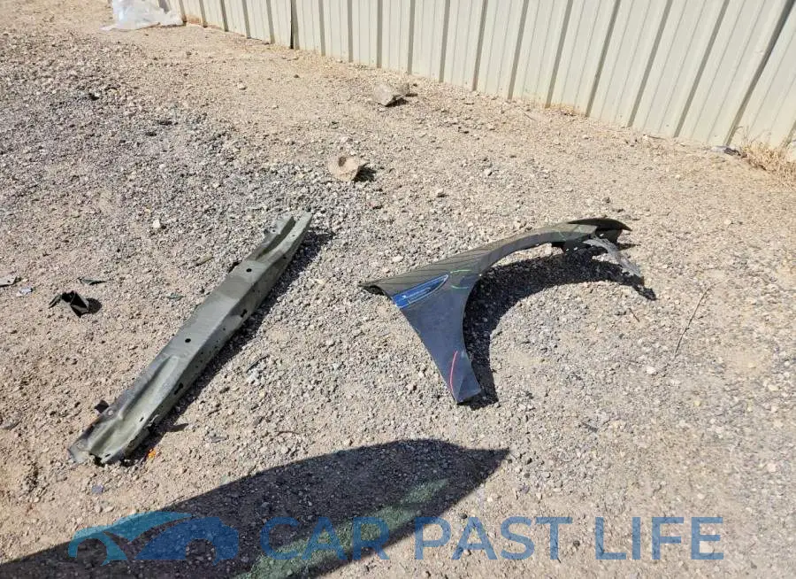 1FAHP2F88KG111449# 12