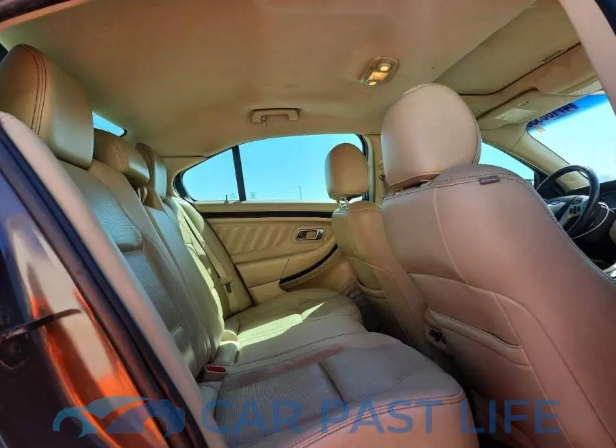 1FAHP2F88KG111449# 10