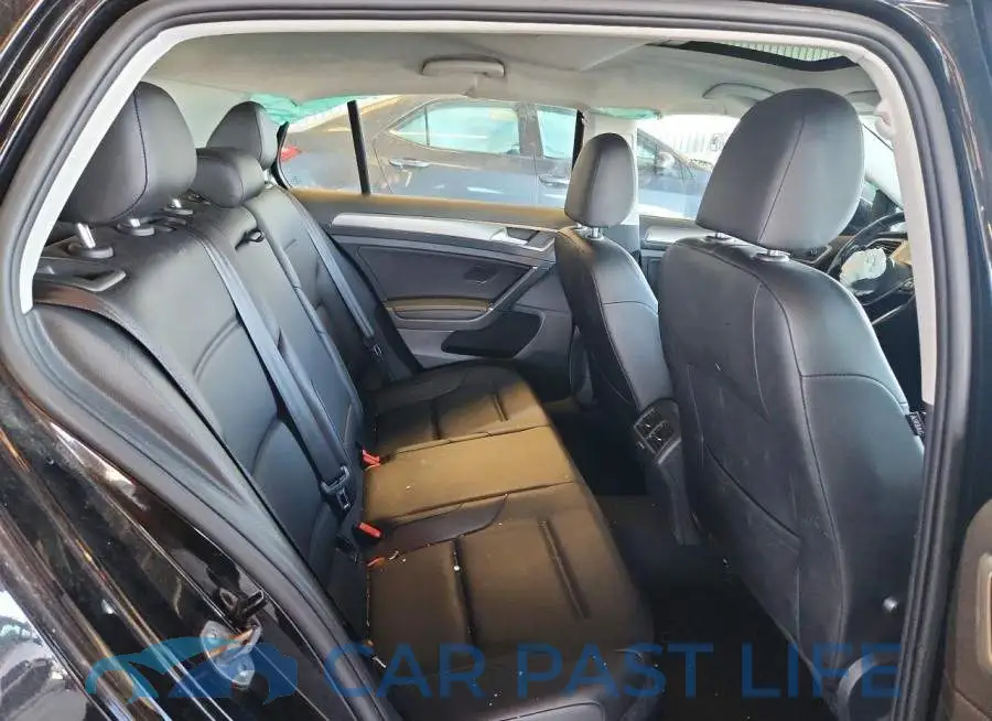 3VW117AU8HM064367# 10