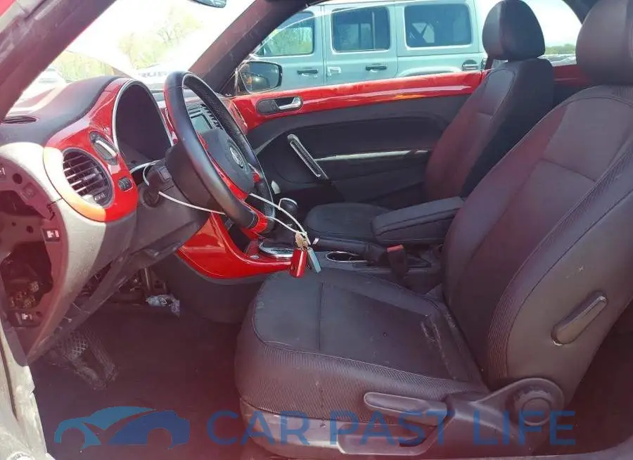 3VW5DAAT5JM505598# 7