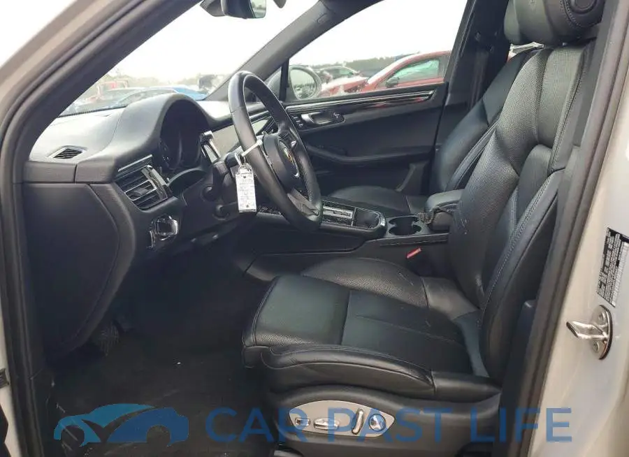WP1AA2A54PLB02657# 7
