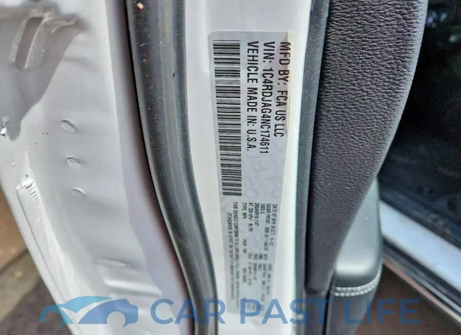 1C4RDJAG4NC174611# 13