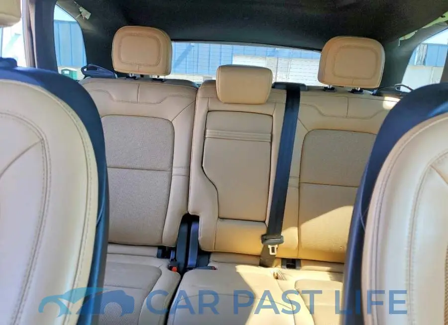 5LMCJ2D93NUL21828# 10
