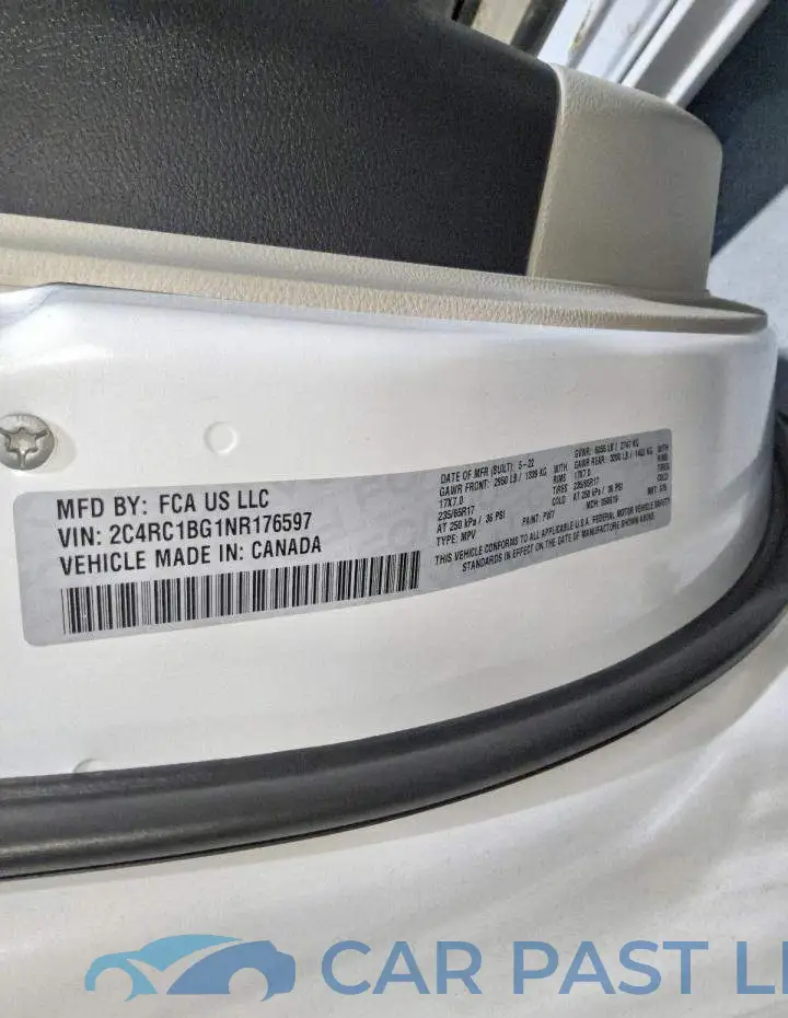 2C4RC1BG1NR176597# 13