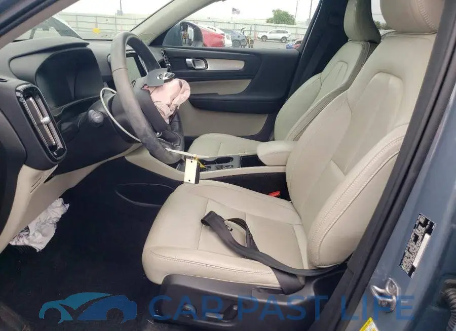 YV4162UKXL2286861# 7