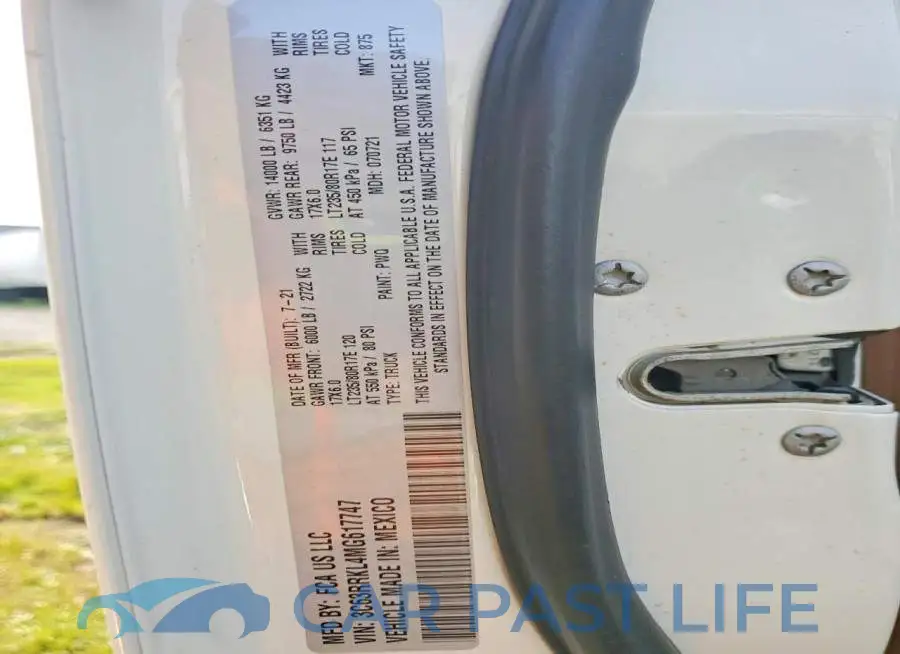 3C63RRKL4MG617747# 13