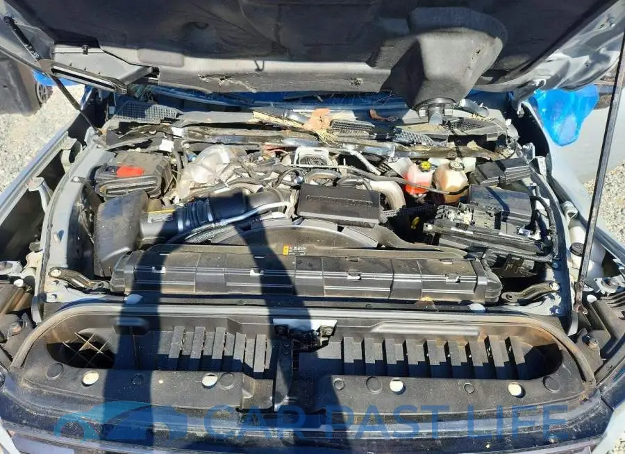 1GT49ZEY3RF246853# 11