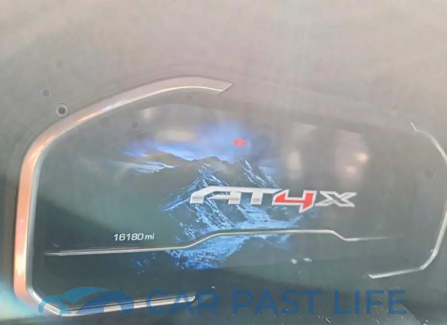 1GT49ZEY3RF246853# 9