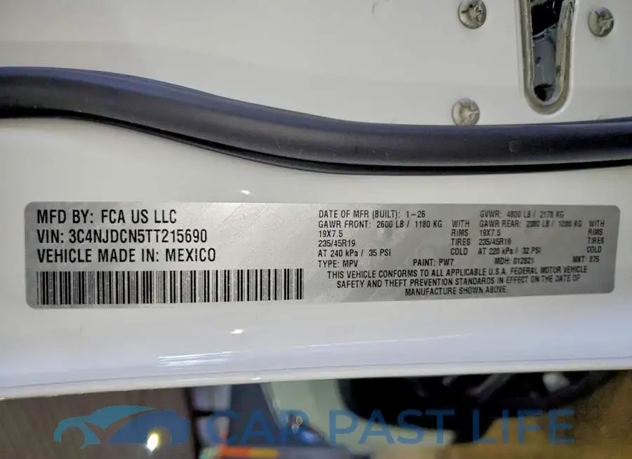3C4NJDCN5TT215690# 13