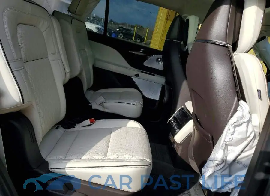 5LM5J9XC0PGL23725# 11