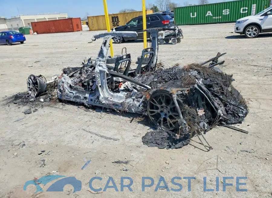 5YJSA1E69PF525045# 2