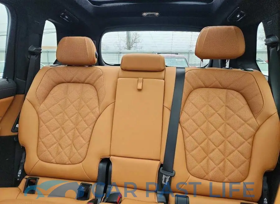 5UX23EM01T9331188# 10