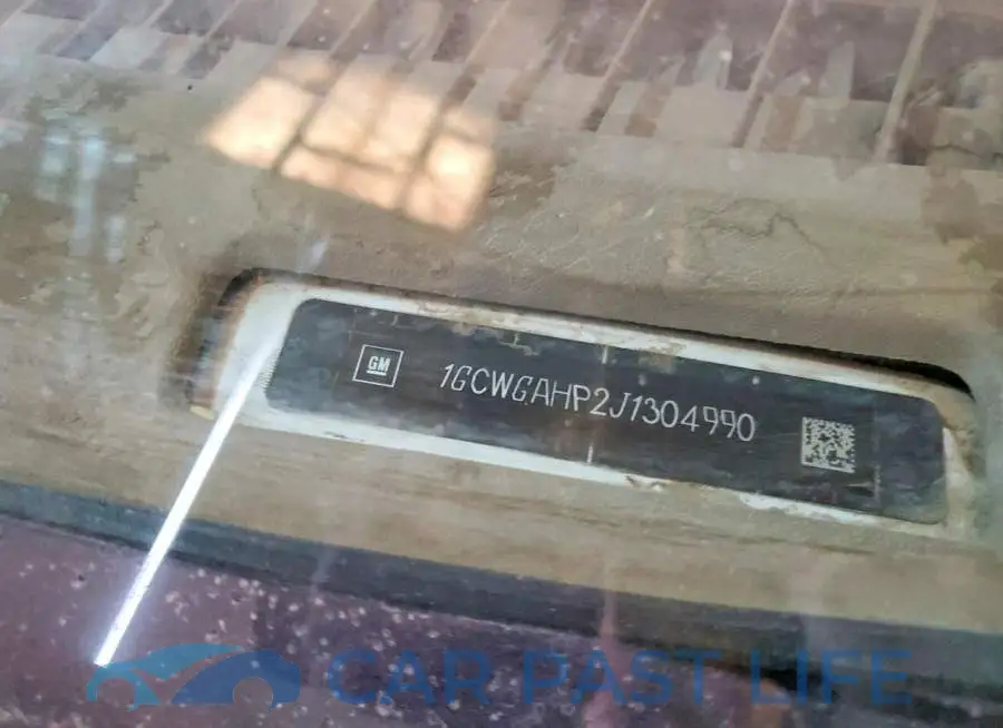 1GCWGAHP2J1304990# 14