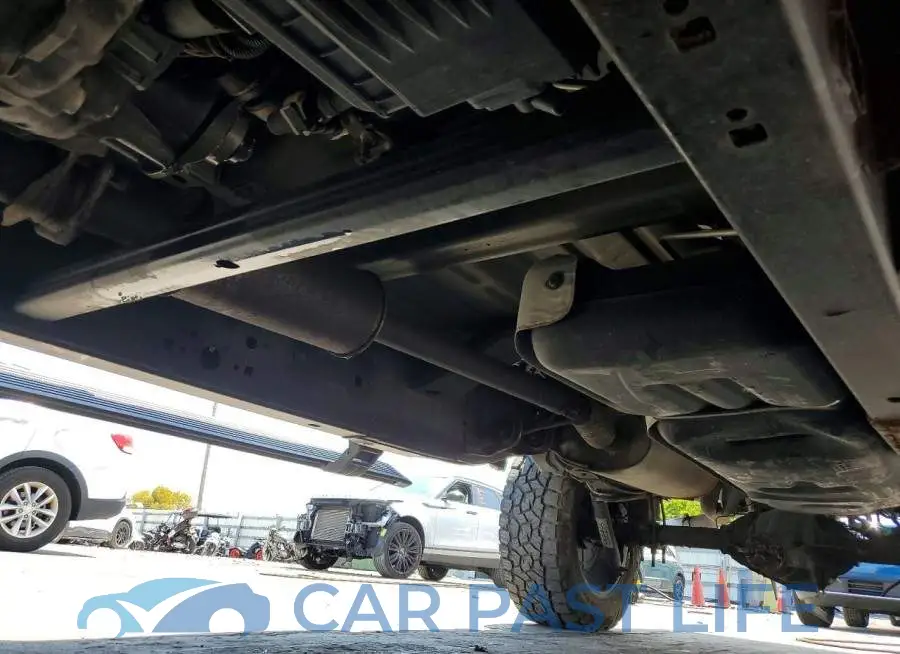 1FTFW1EG6JFD39297# 12
