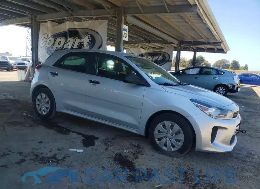 3KPA25AB2JE056333# 4