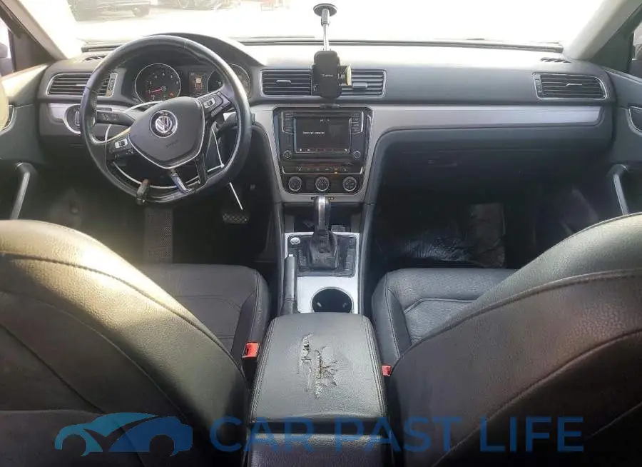 1VWLA7A30KC009517# 8