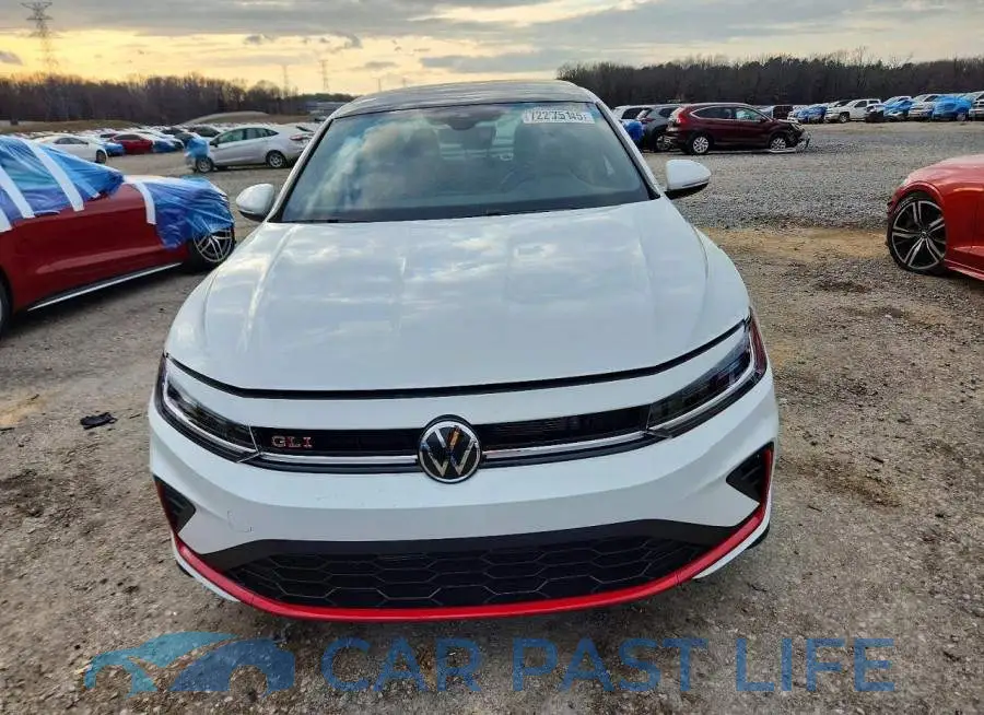 3VW1M7BU8TM012185# 5