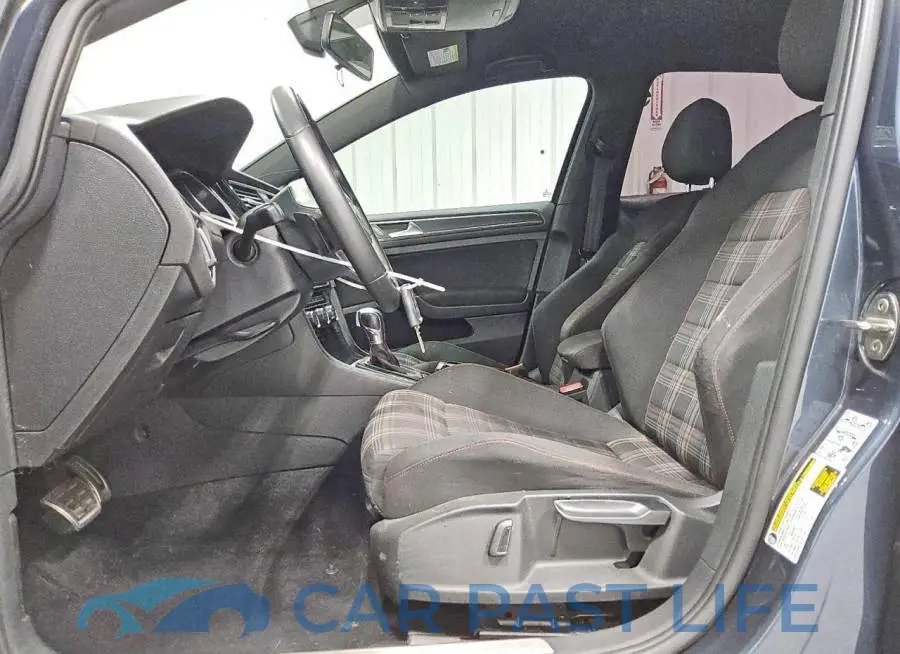 3VW6T7AU7KM014275# 7