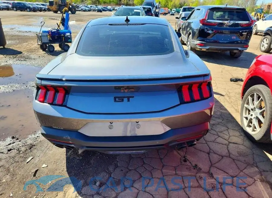 1FA6P8CF5T5404963# 6
