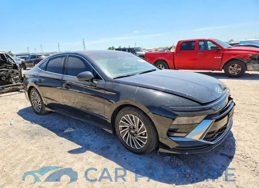 KMHL34JJ3RA094364# 4
