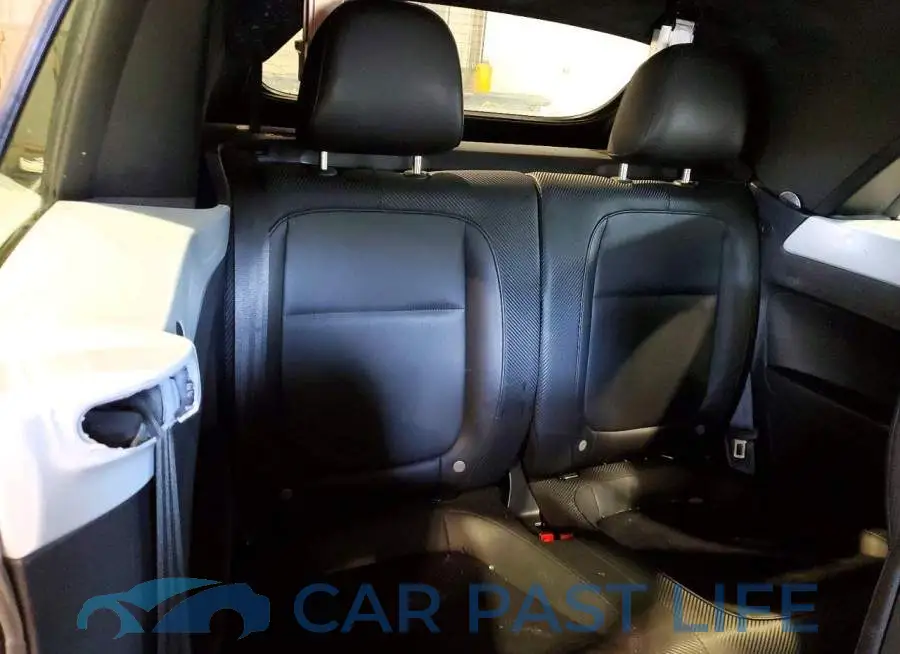 3VW5DAAT5JM502247# 10