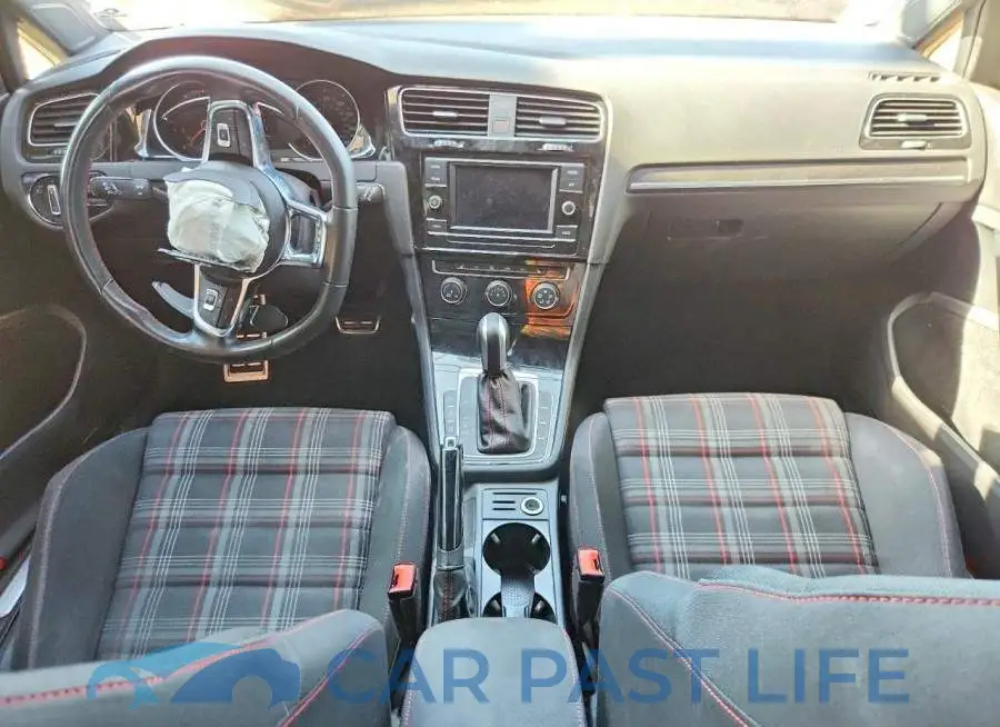 3VW6T7AU8MM002672# 8