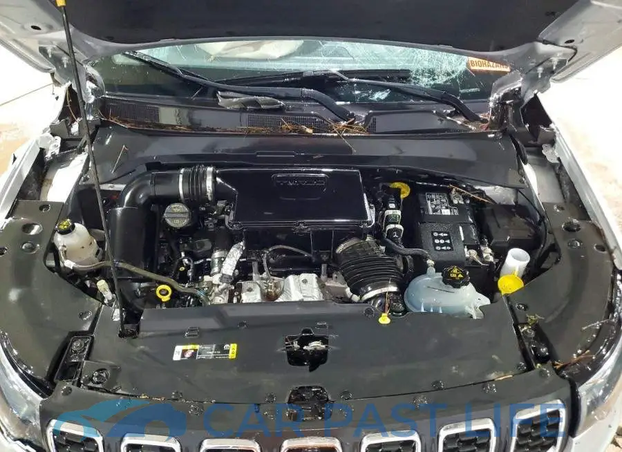 3C4NJDBN3RT117803# 12