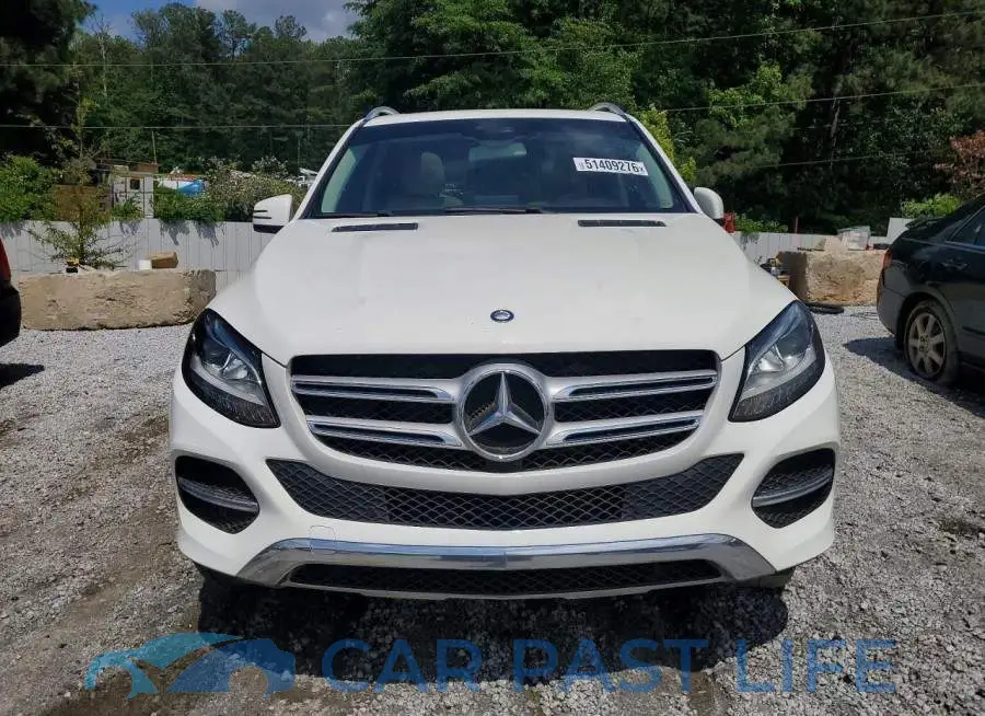 4JGDA5HB6HA884688# 5