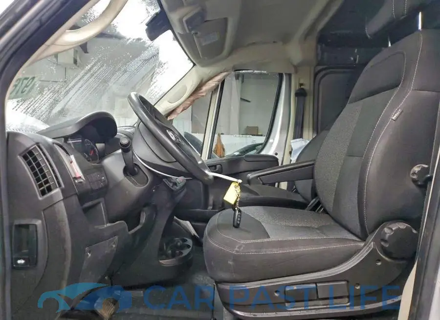 3C6TRVAG1JE158245# 7