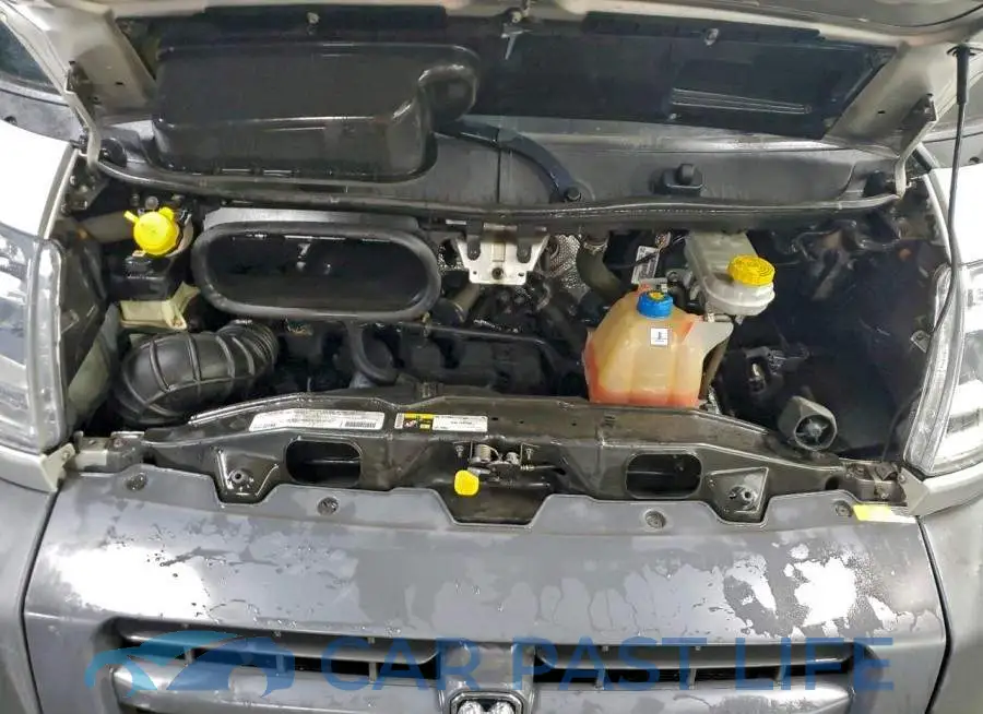 3C6TRVAG1JE158245# 11