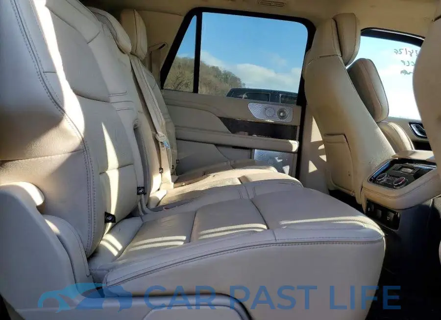 5LMJJ3LT5KEL08370# 11