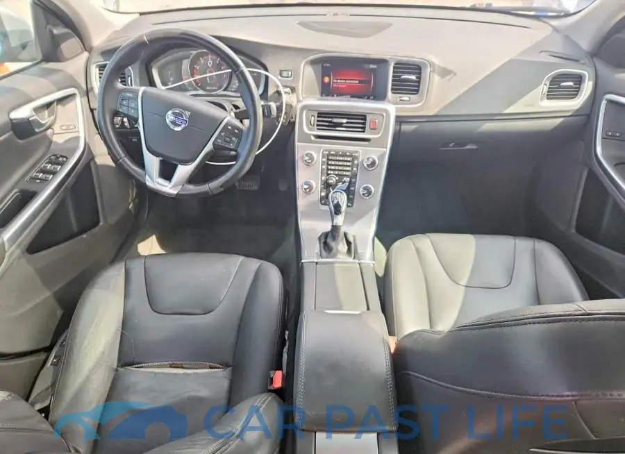 LYV402HK0HB195132# 8