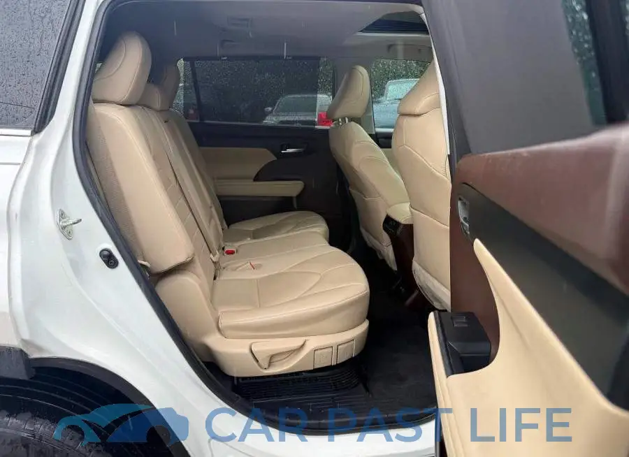 5TDGARAH8LS502647# 6