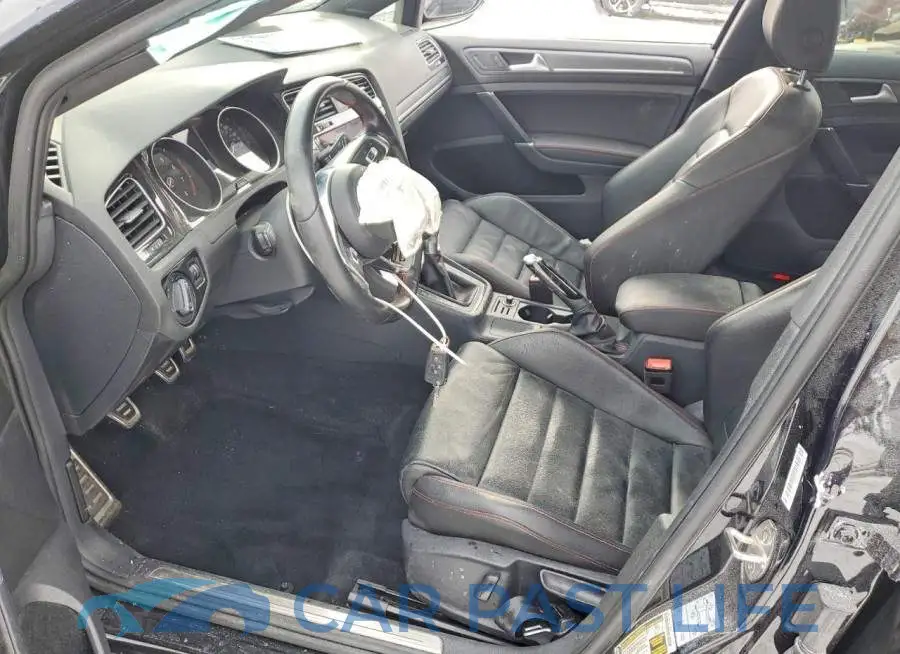 3VW5T7AU0MM004461# 7