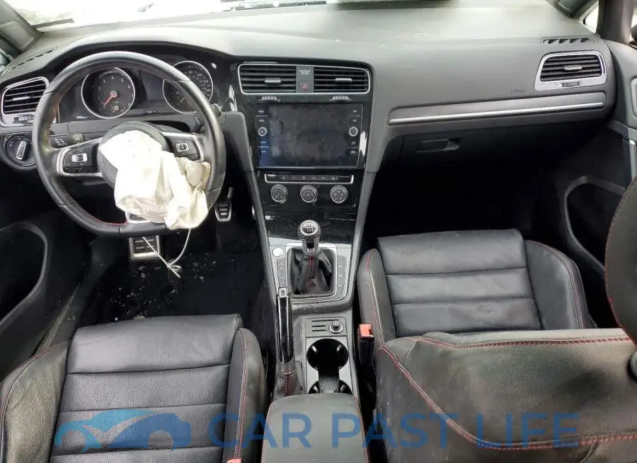 3VW5T7AU0MM004461# 8