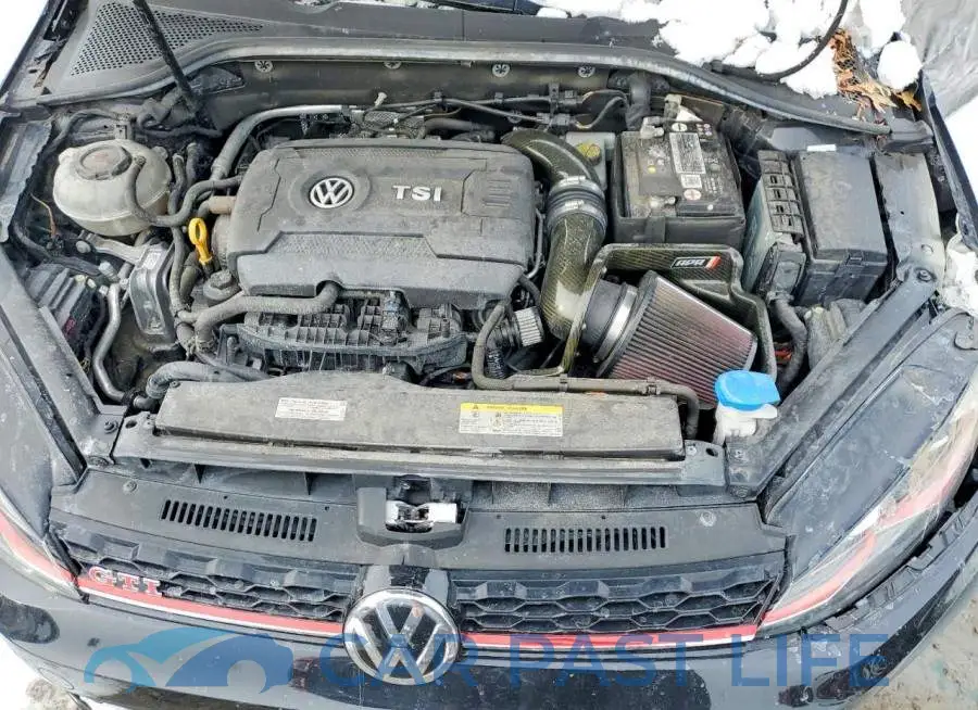 3VW5T7AU0MM004461# 11