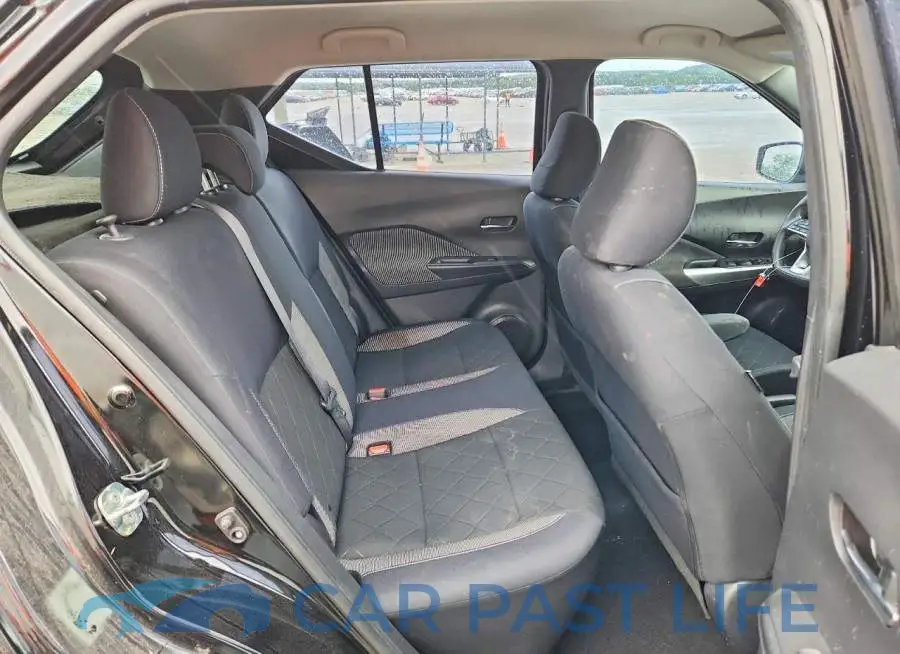 3N1CP5CUXJL539026# 10