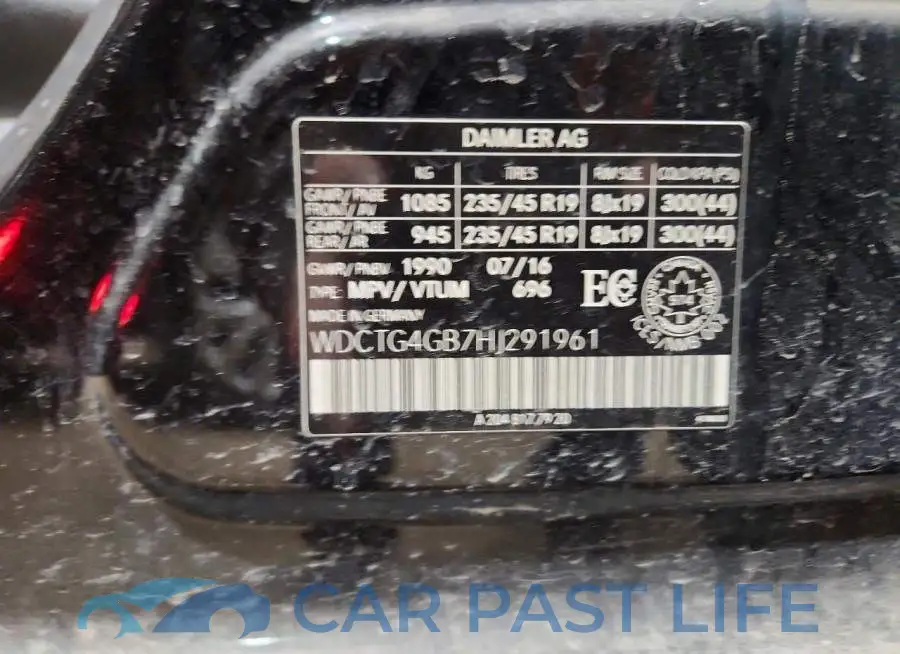 WDCTG4GB7HJ291961# 13