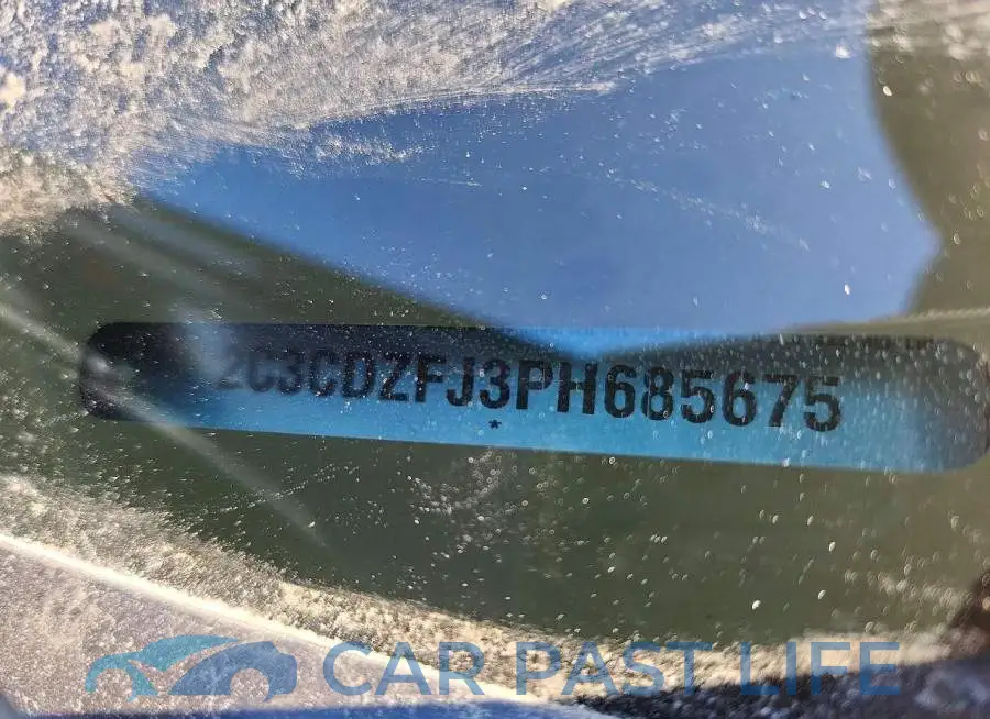 2C3CDZFJ3PH685675# 12