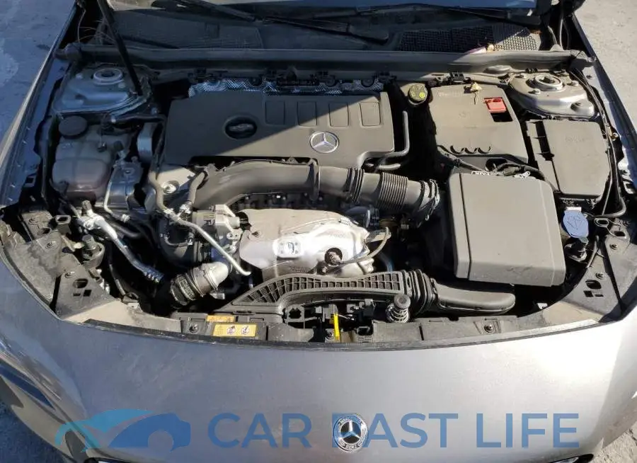 W1K5J4GB4PN330101# 11