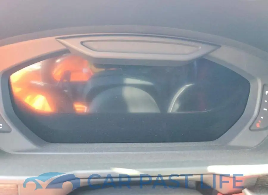 ZPBUB3ZL5RLA33607# 9